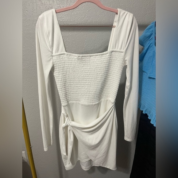 LOVERS + FRIENDS Revolve Devon mini wrap dress - Picture 3 of 6